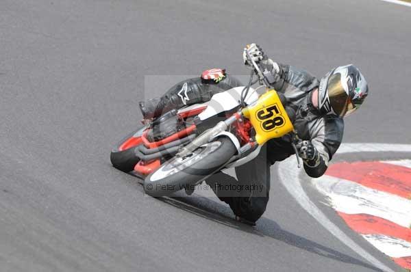 enduro digital images, endurodigitalimages, event digital images, eventdigitalimages, no limits, peter wileman photography, racing digital images, trackday digital images, trackday photos, vmcc banbury run