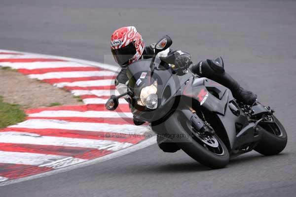 enduro digital images, endurodigitalimages, event digital images, eventdigitalimages, no limits, peter wileman photography, racing digital images, trackday digital images, trackday photos, vmcc banbury run
