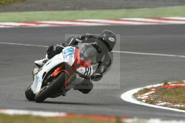 enduro digital images, endurodigitalimages, event digital images, eventdigitalimages, no limits, peter wileman photography, racing digital images, trackday digital images, trackday photos, vmcc banbury run