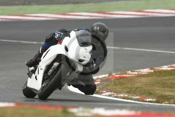 enduro digital images, endurodigitalimages, event digital images, eventdigitalimages, no limits, peter wileman photography, racing digital images, trackday digital images, trackday photos, vmcc banbury run