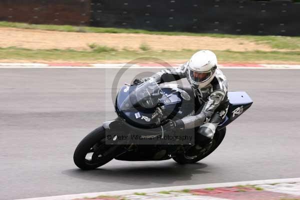 enduro digital images, endurodigitalimages, event digital images, eventdigitalimages, no limits, peter wileman photography, racing digital images, trackday digital images, trackday photos, vmcc banbury run