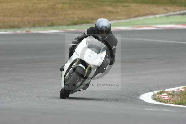 enduro digital images, endurodigitalimages, event digital images, eventdigitalimages, no limits, peter wileman photography, racing digital images, trackday digital images, trackday photos, vmcc banbury run