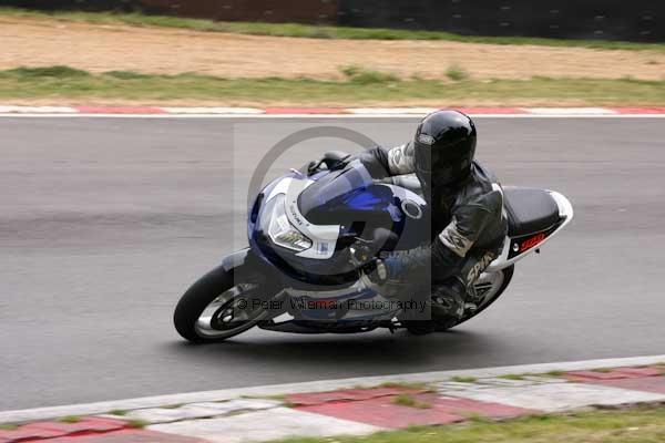enduro digital images, endurodigitalimages, event digital images, eventdigitalimages, no limits, peter wileman photography, racing digital images, trackday digital images, trackday photos, vmcc banbury run