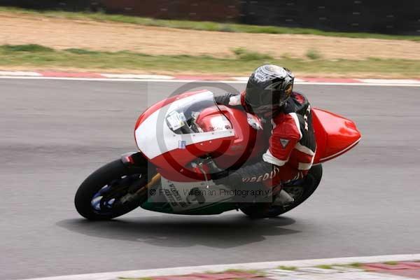 enduro digital images, endurodigitalimages, event digital images, eventdigitalimages, no limits, peter wileman photography, racing digital images, trackday digital images, trackday photos, vmcc banbury run