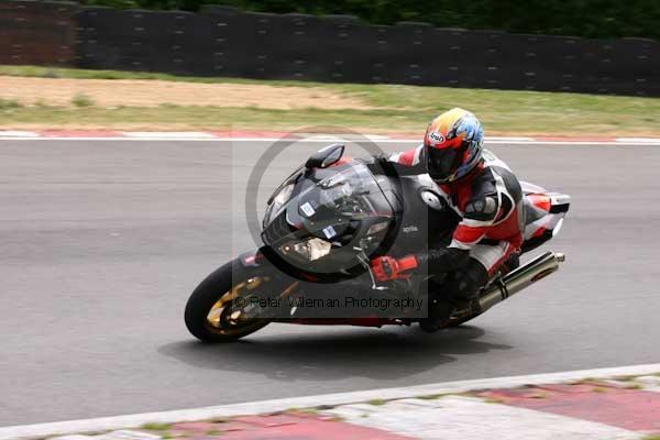 enduro digital images, endurodigitalimages, event digital images, eventdigitalimages, no limits, peter wileman photography, racing digital images, trackday digital images, trackday photos, vmcc banbury run