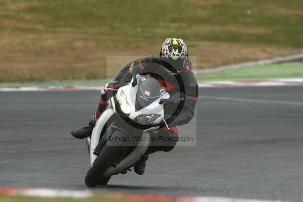 enduro digital images, endurodigitalimages, event digital images, eventdigitalimages, no limits, peter wileman photography, racing digital images, trackday digital images, trackday photos, vmcc banbury run
