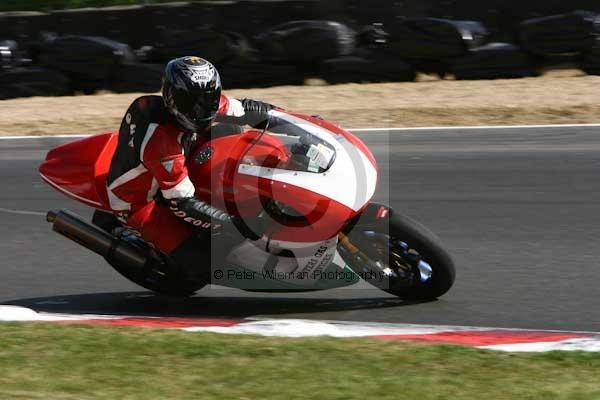 enduro digital images, endurodigitalimages, event digital images, eventdigitalimages, no limits, peter wileman photography, racing digital images, trackday digital images, trackday photos, vmcc banbury run