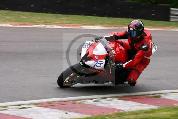 enduro digital images, endurodigitalimages, event digital images, eventdigitalimages, no limits, peter wileman photography, racing digital images, trackday digital images, trackday photos, vmcc banbury run