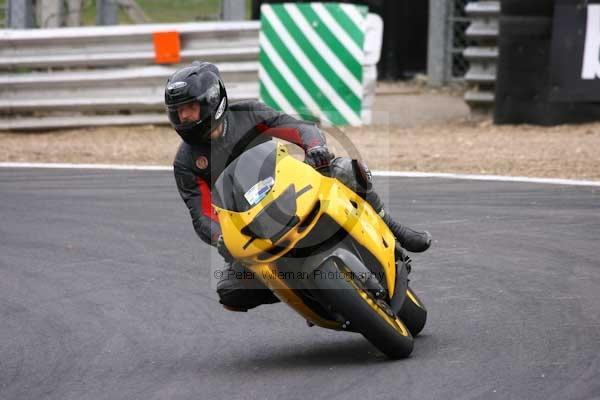 enduro digital images, endurodigitalimages, event digital images, eventdigitalimages, no limits, peter wileman photography, racing digital images, trackday digital images, trackday photos, vmcc banbury run