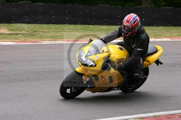 enduro digital images, endurodigitalimages, event digital images, eventdigitalimages, no limits, peter wileman photography, racing digital images, trackday digital images, trackday photos, vmcc banbury run