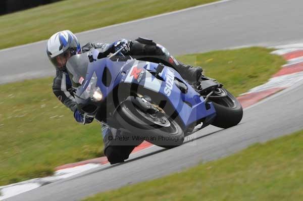 enduro digital images, endurodigitalimages, event digital images, eventdigitalimages, no limits, peter wileman photography, racing digital images, trackday digital images, trackday photos, vmcc banbury run