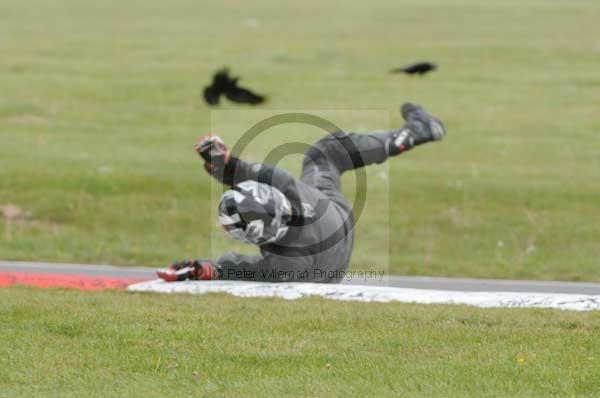 enduro digital images, endurodigitalimages, event digital images, eventdigitalimages, no limits, peter wileman photography, racing digital images, trackday digital images, trackday photos, vmcc banbury run