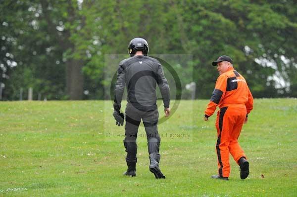 enduro digital images, endurodigitalimages, event digital images, eventdigitalimages, no limits, peter wileman photography, racing digital images, trackday digital images, trackday photos, vmcc banbury run