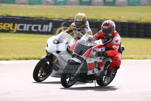 enduro digital images, endurodigitalimages, event digital images, eventdigitalimages, no limits, peter wileman photography, racing digital images, trackday digital images, trackday photos, vmcc banbury run