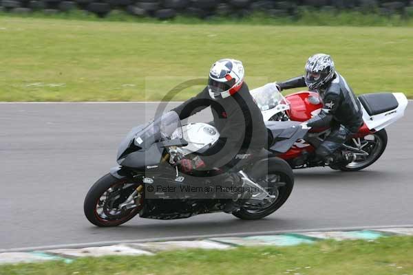 enduro digital images, endurodigitalimages, event digital images, eventdigitalimages, no limits, peter wileman photography, racing digital images, trackday digital images, trackday photos, vmcc banbury run