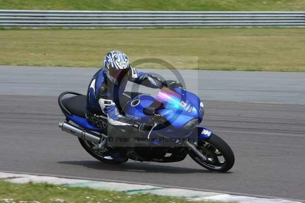 enduro digital images, endurodigitalimages, event digital images, eventdigitalimages, no limits, peter wileman photography, racing digital images, trackday digital images, trackday photos, vmcc banbury run