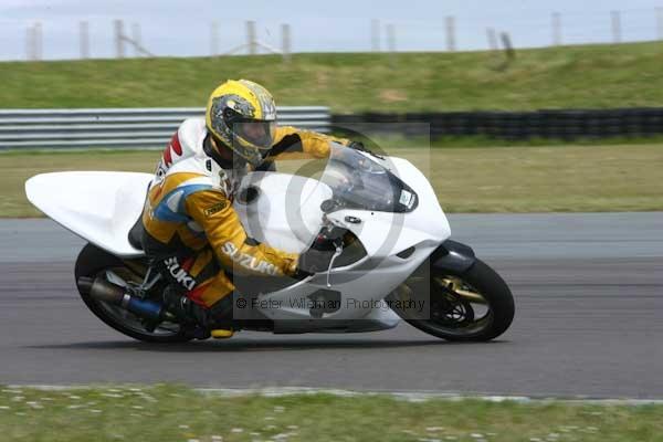 enduro digital images, endurodigitalimages, event digital images, eventdigitalimages, no limits, peter wileman photography, racing digital images, trackday digital images, trackday photos, vmcc banbury run