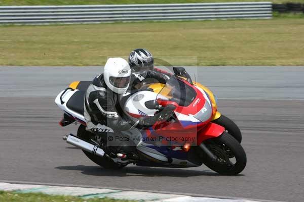 enduro digital images, endurodigitalimages, event digital images, eventdigitalimages, no limits, peter wileman photography, racing digital images, trackday digital images, trackday photos, vmcc banbury run