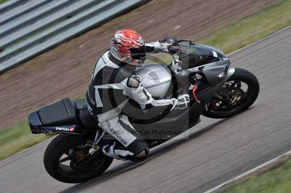 enduro digital images, endurodigitalimages, event digital images, eventdigitalimages, no limits, peter wileman photography, racing digital images, trackday digital images, trackday photos, vmcc banbury run