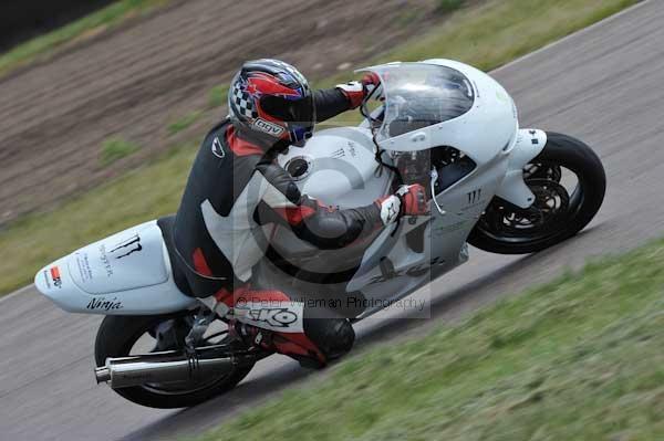 enduro digital images, endurodigitalimages, event digital images, eventdigitalimages, no limits, peter wileman photography, racing digital images, trackday digital images, trackday photos, vmcc banbury run