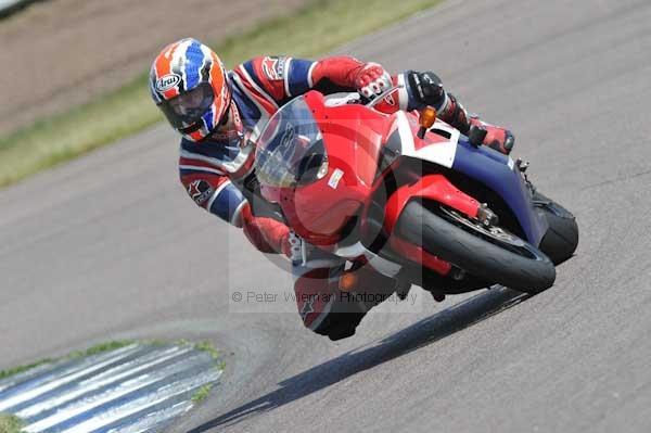 enduro digital images, endurodigitalimages, event digital images, eventdigitalimages, no limits, peter wileman photography, racing digital images, trackday digital images, trackday photos, vmcc banbury run