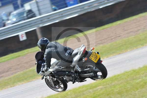 enduro digital images, endurodigitalimages, event digital images, eventdigitalimages, no limits, peter wileman photography, racing digital images, trackday digital images, trackday photos, vmcc banbury run