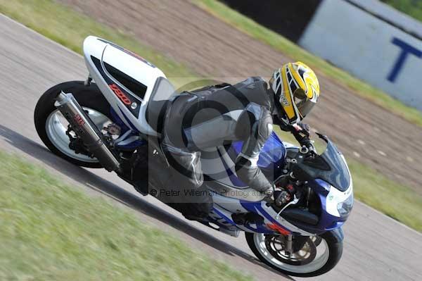 enduro digital images, endurodigitalimages, event digital images, eventdigitalimages, no limits, peter wileman photography, racing digital images, trackday digital images, trackday photos, vmcc banbury run