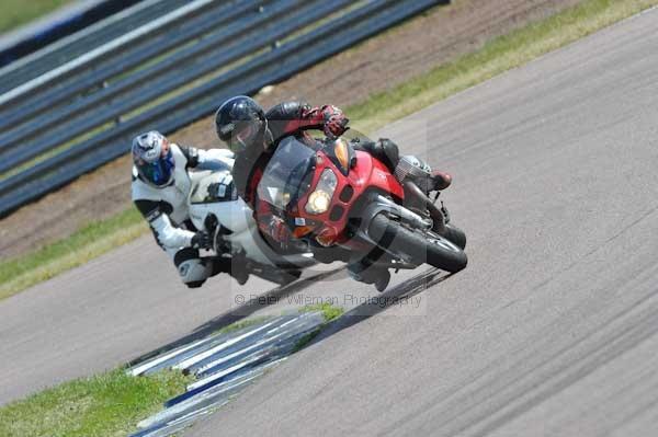 enduro digital images, endurodigitalimages, event digital images, eventdigitalimages, no limits, peter wileman photography, racing digital images, trackday digital images, trackday photos, vmcc banbury run