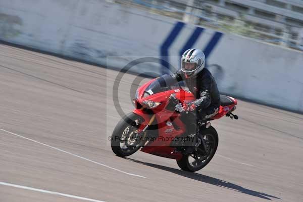 enduro digital images, endurodigitalimages, event digital images, eventdigitalimages, no limits, peter wileman photography, racing digital images, trackday digital images, trackday photos, vmcc banbury run