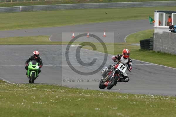 enduro digital images, endurodigitalimages, event digital images, eventdigitalimages, no limits, peter wileman photography, racing digital images, trackday digital images, trackday photos, vmcc banbury run