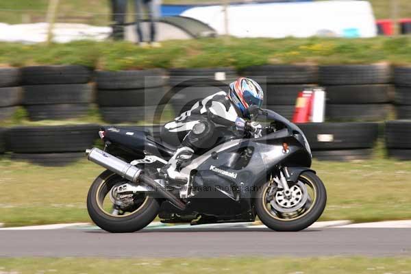 enduro digital images, endurodigitalimages, event digital images, eventdigitalimages, no limits, peter wileman photography, racing digital images, trackday digital images, trackday photos, vmcc banbury run