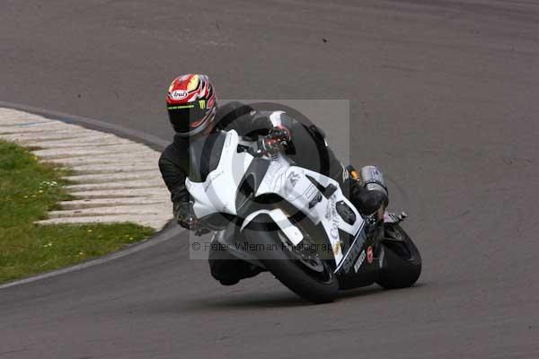 enduro digital images, endurodigitalimages, event digital images, eventdigitalimages, no limits, peter wileman photography, racing digital images, trackday digital images, trackday photos, vmcc banbury run