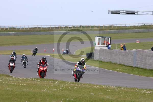 enduro digital images, endurodigitalimages, event digital images, eventdigitalimages, no limits, peter wileman photography, racing digital images, trackday digital images, trackday photos, vmcc banbury run