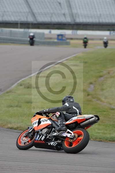 enduro digital images, endurodigitalimages, event digital images, eventdigitalimages, no limits, peter wileman photography, racing digital images, trackday digital images, trackday photos, vmcc banbury run