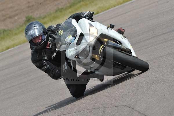 enduro digital images, endurodigitalimages, event digital images, eventdigitalimages, no limits, peter wileman photography, racing digital images, trackday digital images, trackday photos, vmcc banbury run