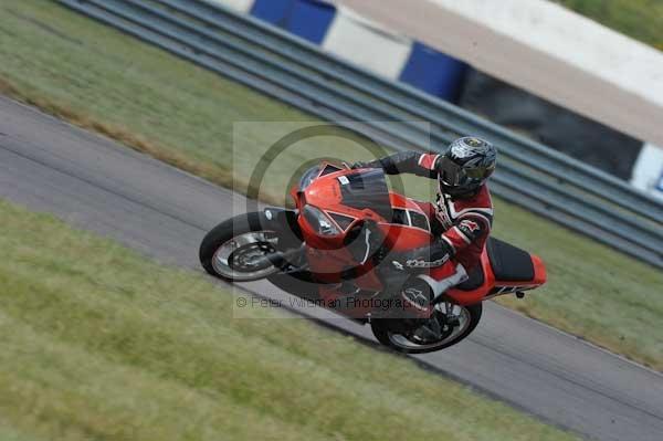 enduro digital images, endurodigitalimages, event digital images, eventdigitalimages, no limits, peter wileman photography, racing digital images, trackday digital images, trackday photos, vmcc banbury run