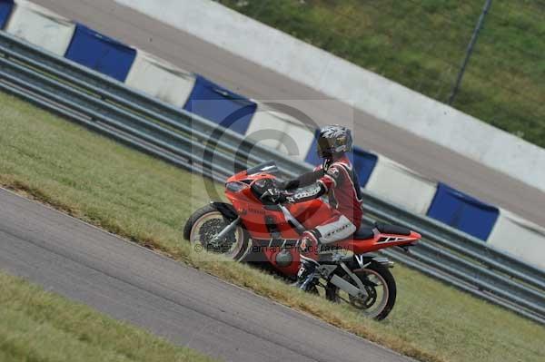 enduro digital images, endurodigitalimages, event digital images, eventdigitalimages, no limits, peter wileman photography, racing digital images, trackday digital images, trackday photos, vmcc banbury run