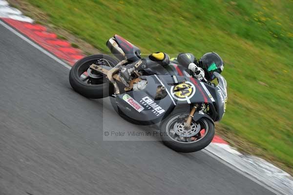 enduro digital images, endurodigitalimages, event digital images, eventdigitalimages, no limits, peter wileman photography, racing digital images, trackday digital images, trackday photos, vmcc banbury run