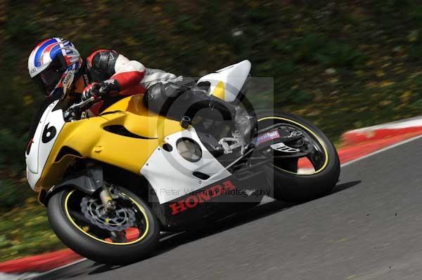 enduro digital images, endurodigitalimages, event digital images, eventdigitalimages, no limits, peter wileman photography, racing digital images, trackday digital images, trackday photos, vmcc banbury run