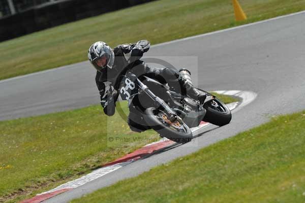 enduro digital images, endurodigitalimages, event digital images, eventdigitalimages, no limits, peter wileman photography, racing digital images, trackday digital images, trackday photos, vmcc banbury run