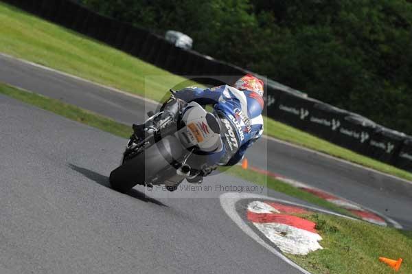 enduro digital images, endurodigitalimages, event digital images, eventdigitalimages, no limits, peter wileman photography, racing digital images, trackday digital images, trackday photos, vmcc banbury run