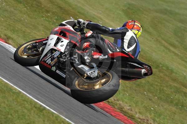 enduro digital images, endurodigitalimages, event digital images, eventdigitalimages, no limits, peter wileman photography, racing digital images, trackday digital images, trackday photos, vmcc banbury run