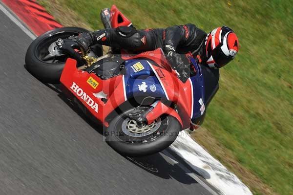 enduro digital images, endurodigitalimages, event digital images, eventdigitalimages, no limits, peter wileman photography, racing digital images, trackday digital images, trackday photos, vmcc banbury run