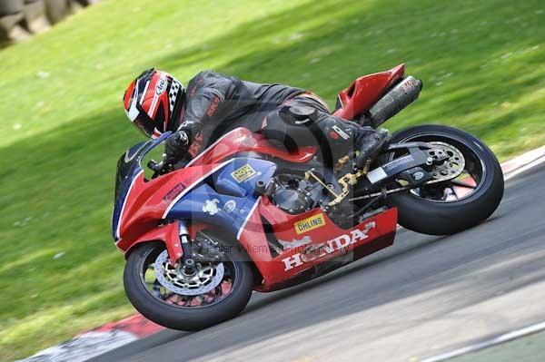 enduro digital images, endurodigitalimages, event digital images, eventdigitalimages, no limits, peter wileman photography, racing digital images, trackday digital images, trackday photos, vmcc banbury run