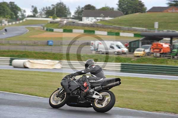 enduro digital images, endurodigitalimages, event digital images, eventdigitalimages, no limits, peter wileman photography, racing digital images, trackday digital images, trackday photos, vmcc banbury run