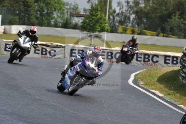 enduro digital images, endurodigitalimages, event digital images, eventdigitalimages, no limits, peter wileman photography, racing digital images, trackday digital images, trackday photos, vmcc banbury run