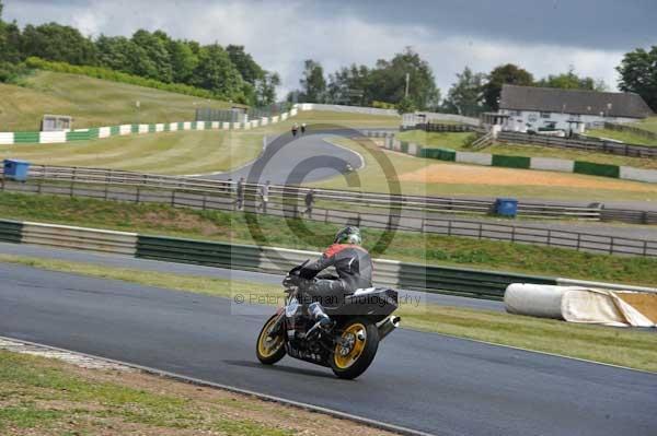 enduro digital images, endurodigitalimages, event digital images, eventdigitalimages, no limits, peter wileman photography, racing digital images, trackday digital images, trackday photos, vmcc banbury run