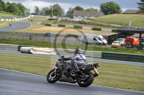enduro digital images, endurodigitalimages, event digital images, eventdigitalimages, no limits, peter wileman photography, racing digital images, trackday digital images, trackday photos, vmcc banbury run
