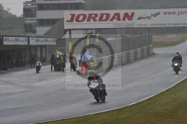 enduro digital images, endurodigitalimages, event digital images, eventdigitalimages, no limits, peter wileman photography, racing digital images, trackday digital images, trackday photos, vmcc banbury run