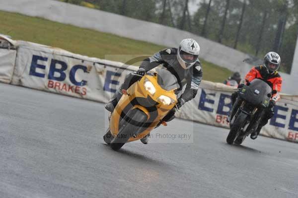 enduro digital images, endurodigitalimages, event digital images, eventdigitalimages, no limits, peter wileman photography, racing digital images, trackday digital images, trackday photos, vmcc banbury run